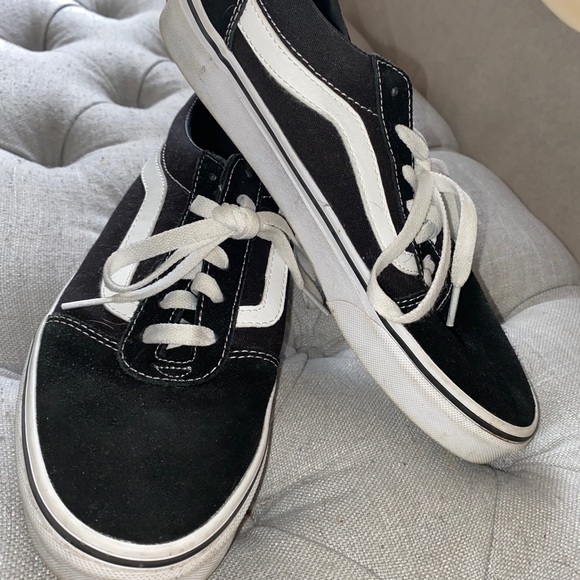Vans - Picture 2 of 3